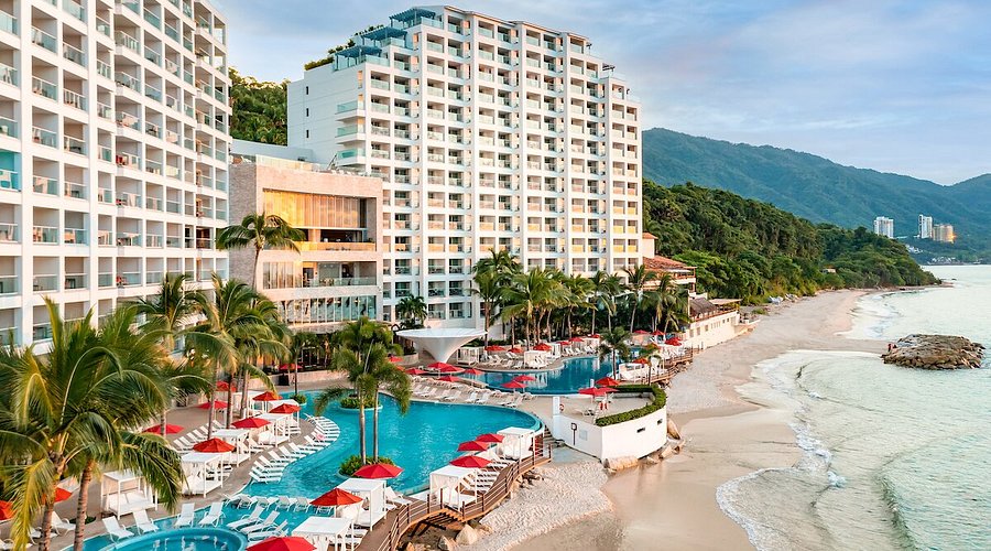 Hilton Vallarta Riviera All-Inclusive Resort modern luxury beachfront property with infinity pools and contemporary design near Puerto Vallarta.