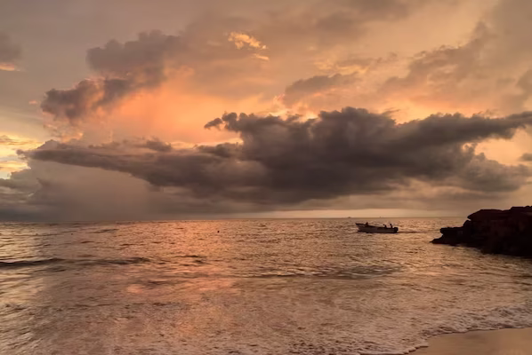 Playa Las Glorias beach near Sunscape Puerto Vallarta Resort & Spa with golden sand and Pacific Ocean views