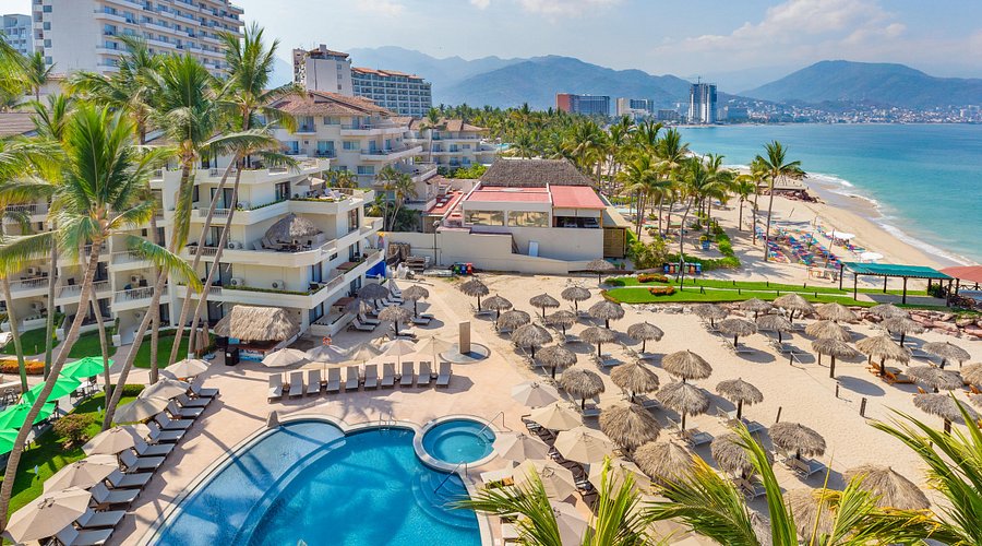 Villa del Palmar Beach Resort and Spa Puerto Vallarta beachfront property with pools, suites, and Pacific Ocean views.